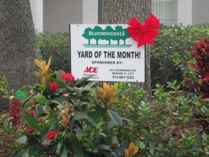 Membership-Yard of the Month sign