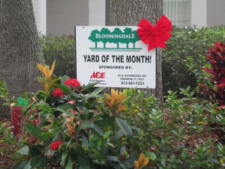 Membership-Yard of the Month sign.jpg